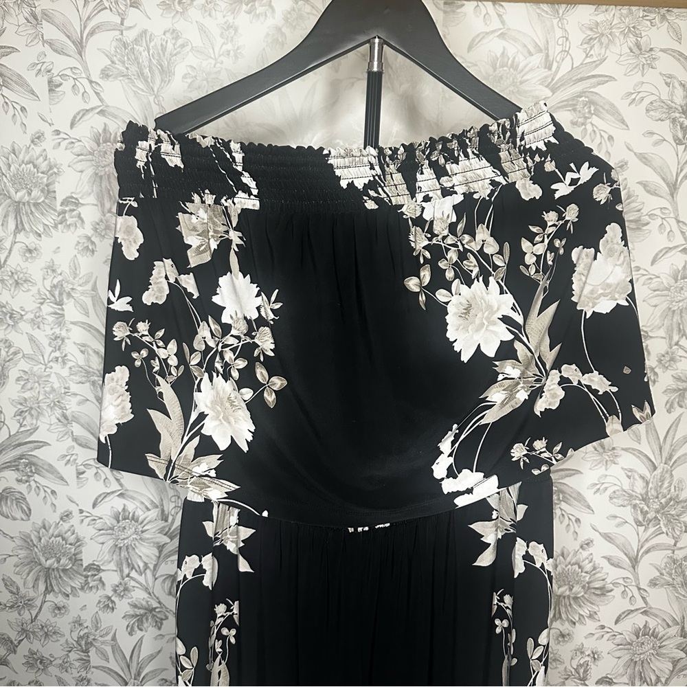 Inc International Concepts Black & White Floral Strapless Jumpsuit -Size: Medium